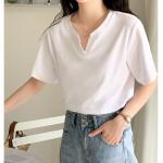 Áo thun nữ cổ xẻ cotton mềm mịn, phong cách Hàn Quốc, trẻ trung, dễ phối đồ, phù hợp đi học, đi chơi, dạo phố, tạo điểm nhấn cá tính cho outfit hàng ngày.