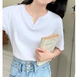 Áo thun nữ cổ xẻ cotton mềm mịn, phong cách Hàn Quốc, trẻ trung, dễ phối đồ, phù hợp đi học, đi chơi, dạo phố, tạo điểm nhấn cá tính cho outfit hàng ngày.