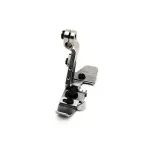 Chân vịt vắt sổ 4 chỉ máy may công nghiệp, phụ tùng chân vịt thay thế, hỗ trợ giữ vật liệu khi may và phối hợp với cơ cấu đưa vải, thích hợp xưởng may, kỹ thuật viên và thợ bảo trì máy