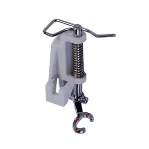 Chân vịt viền trụ 340 linh kiện máy may công nghiệp 1 kim, thiết kế chuẩn xác cho đường viền ôm sát, chất liệu thép tôi cứng chống mài mòn tuyệt đối, vận hành êm ái, giảm ma sát tối đa với kim và vải, mang lại đường chỉ đều đặn, chắc chắn.
