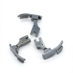 Chân vịt xén 1 kim 3/16 phụ kiện máy may công nghiệp chính hãng, thiết kế bản cắt 4.8mm chuyên biệt cho việc xén mép vải và may cuốn, chất liệu thép cao cấp chống chịu lực va đập mạnh, đảm bảo tuổi thọ lâu dài, vận hành trơn tru.