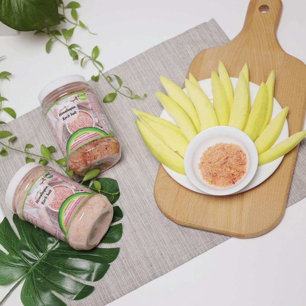 Muối Hồng Himalaya Dạng Nhuyễn Smile Nuts Hộp 1kg – 100% tự nhiên, khai thác thủ công từ mỏ Khewra, giàu khoáng chất, hỗ trợ huyết áp ổn định, làm gia vị nêm nếm và thư giãn cơ thể
