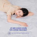 Nệm lò xo Amando Elite Grand, thiết kế sang trọng, lớp memory foam copper, kháng khuẩn, điều hòa nhiệt độ, đàn hồi cao, bảo hành 10 năm, phù hợp mọi mùa, nâng niu cơ thể và cải thiện giấc ngủ.