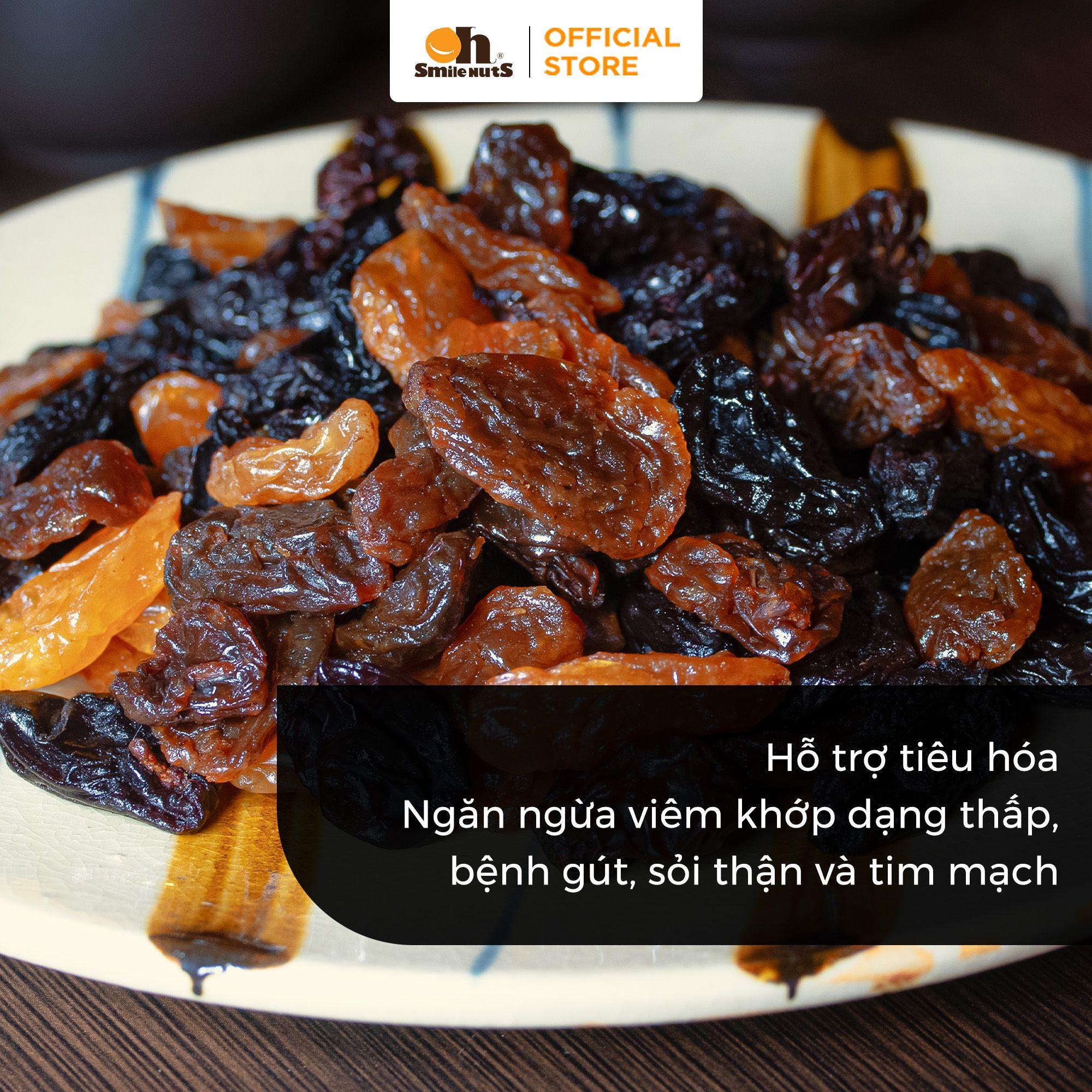 Nho Khô Mix Chile, Hộp Giấy 500 g Oh Smile Nuts, Hỗn hợp nho đỏ nho vàng nho đen nhập khẩu Chile, vị ngọt thanh tự nhiên, sấy khô không đường tinh luyện, lựa chọn snack healthy cho người ăn kiêng