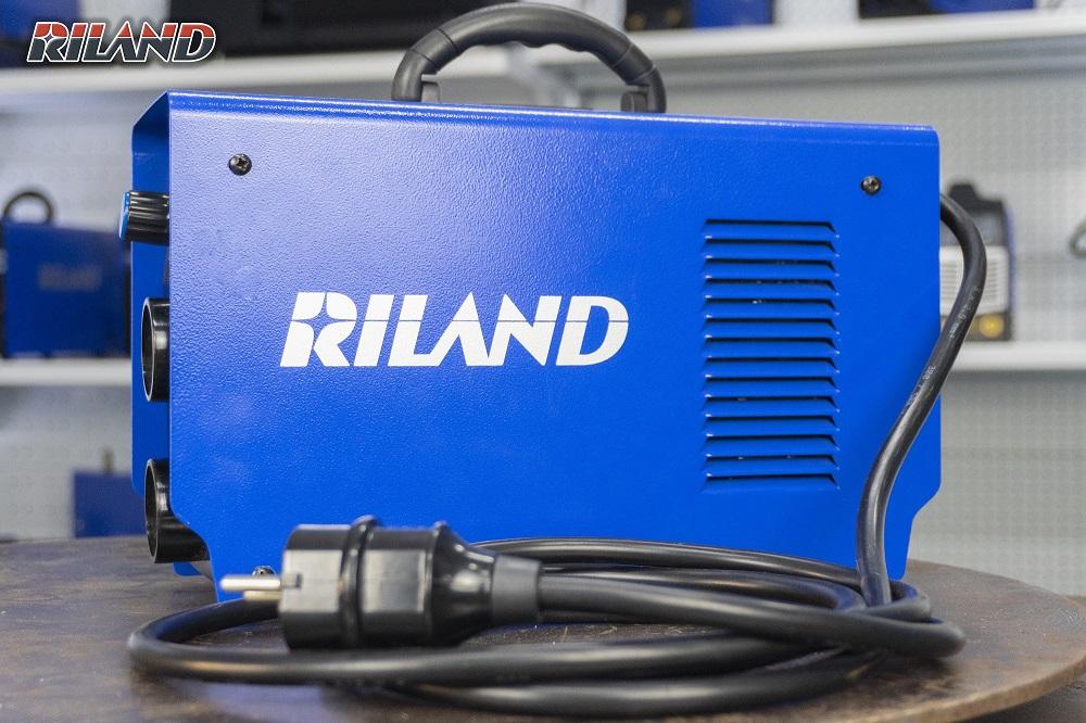 Máy Hàn Que RILAND ARC 250GE, Công Nghệ IGBT Siêu Bền, Hàn Êm, Tiết Kiệm Điện, Thiết Kế Gọn Nhẹ, Chống Dính Que, Phù Hợp Cho Thợ Cơ Khí Và Công Trình Dân Dụng