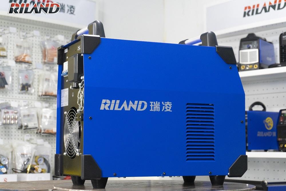 Máy hàn que Riland ZX7 500GT, dòng cực mạnh 500A, hàn que 4.0-6.0 mm, công nghệ Inverter, hiệu suất cao, dùng dây dài đến 100m