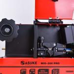 Máy Hàn MIG Sasuke 200 PRO Inverter 3 Chức Năng 220V, Hàn MIG Có Khí Flux Core Que Liên Tục Ổn Định, Mối Hàn Sâu Bền Đẹp Trên Sắt Inox Tôn, Hot Start Khởi Động Nhanh Chống Dính, Tiết Kiệm Điện Hiệu Suất 85%, Nhẹ 8kg Kích Thước Gọn Dễ Mang Công Trình,